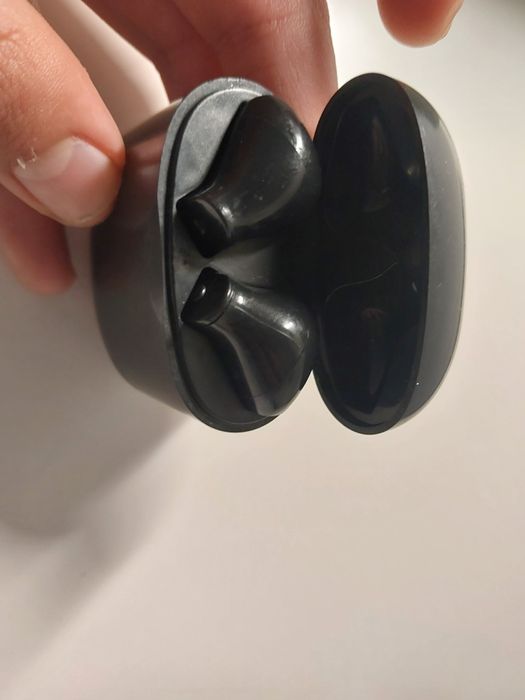 Fones de ouvido por Bluetooth