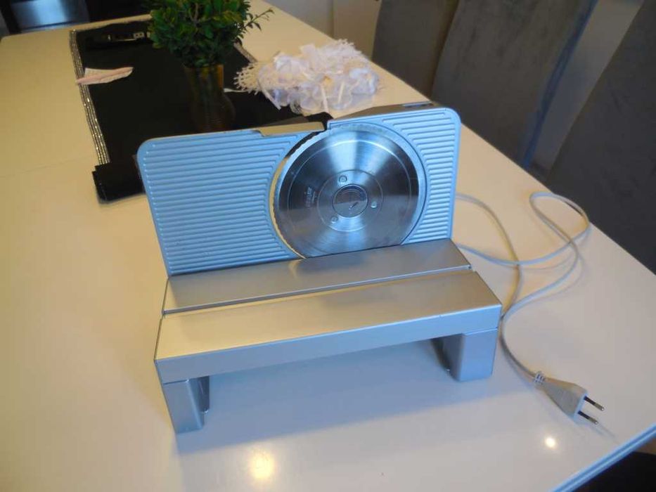 Privileg Quelle RWG typE16 krajalnica do chleba i innych metalowa 130W