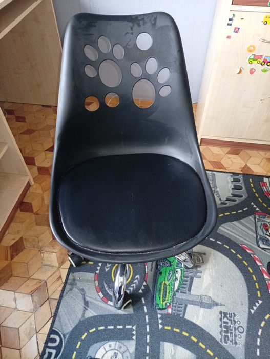 Krzesło obrotowe dziecięce