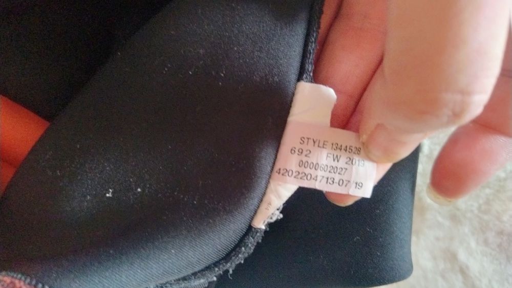 Sportowe legginsy damskie rozmiar L under Armour