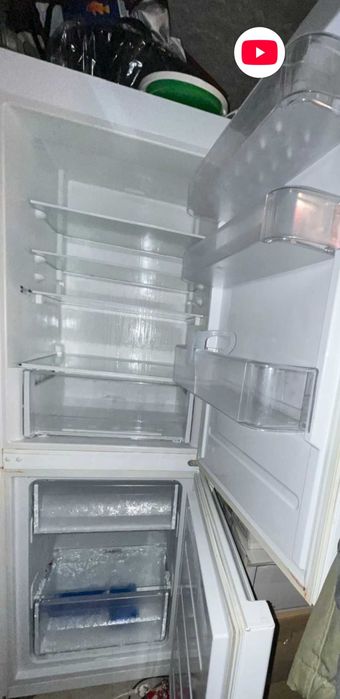 Frigorífico e arca (combinado)