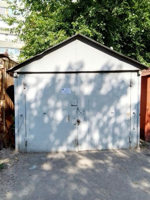 Продам гараж з оглядовою ямою, нагірна частина