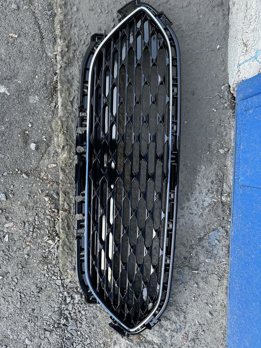 Решітка радіатора Ford Escape Kuga 2020-