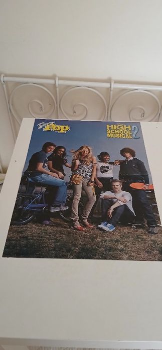 Poster da revista Super Pop