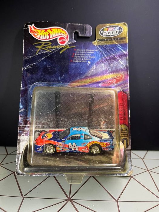 Hot Wheels Nascar Pontiac