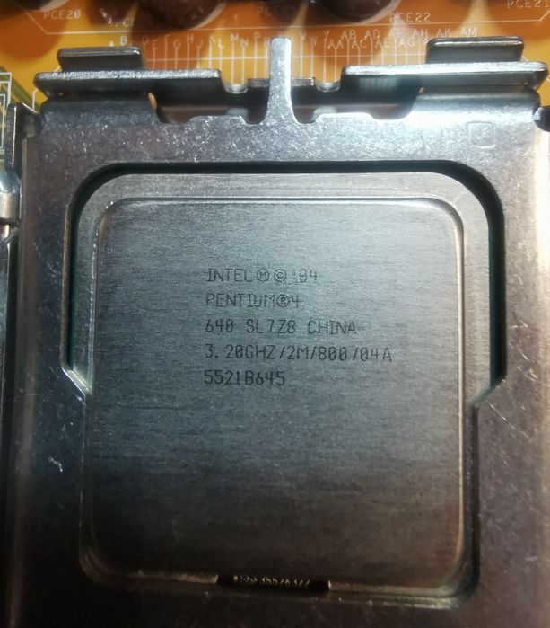 Материнська плата сокет AM2 Gigabyte GA-M61VME-S2 socket AM2+