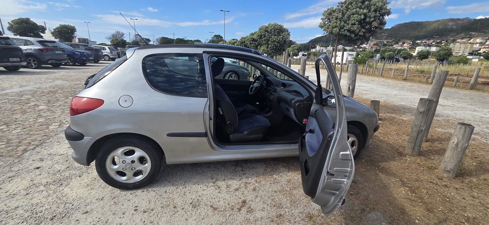 Puegeot 206 1.1 Gasolina