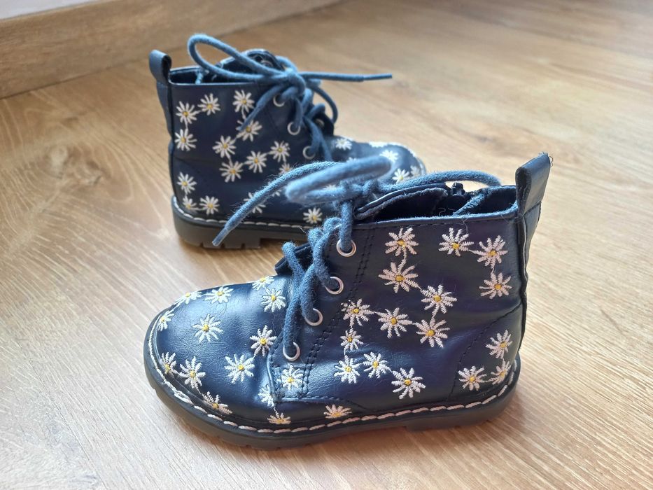 Zara buty glany trzewiki  r 21
