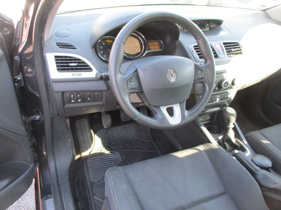 RENAULT MEGANE 1.5 DCI COM GARANTIA + REVISAO