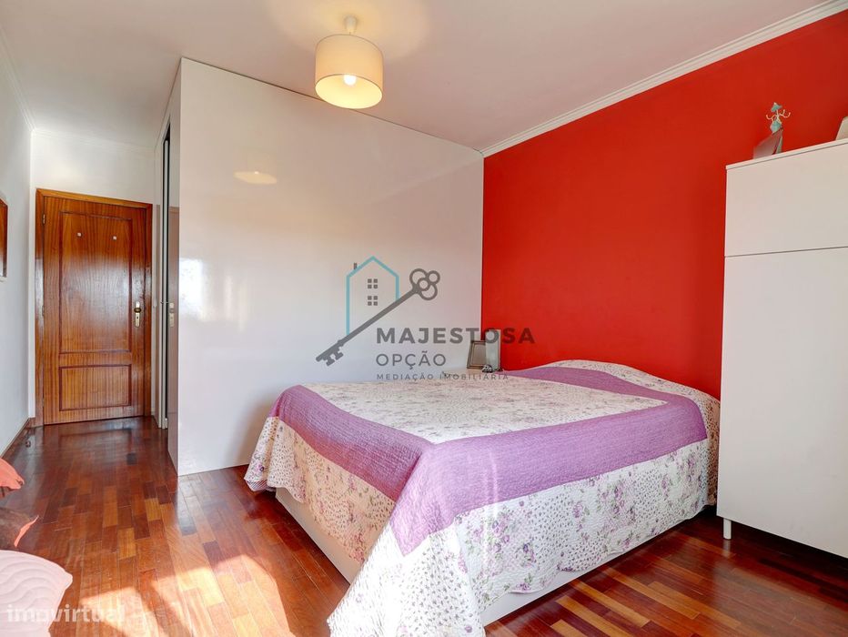 Apartamento T3 com Excelente Localização — São Vicente, Braga