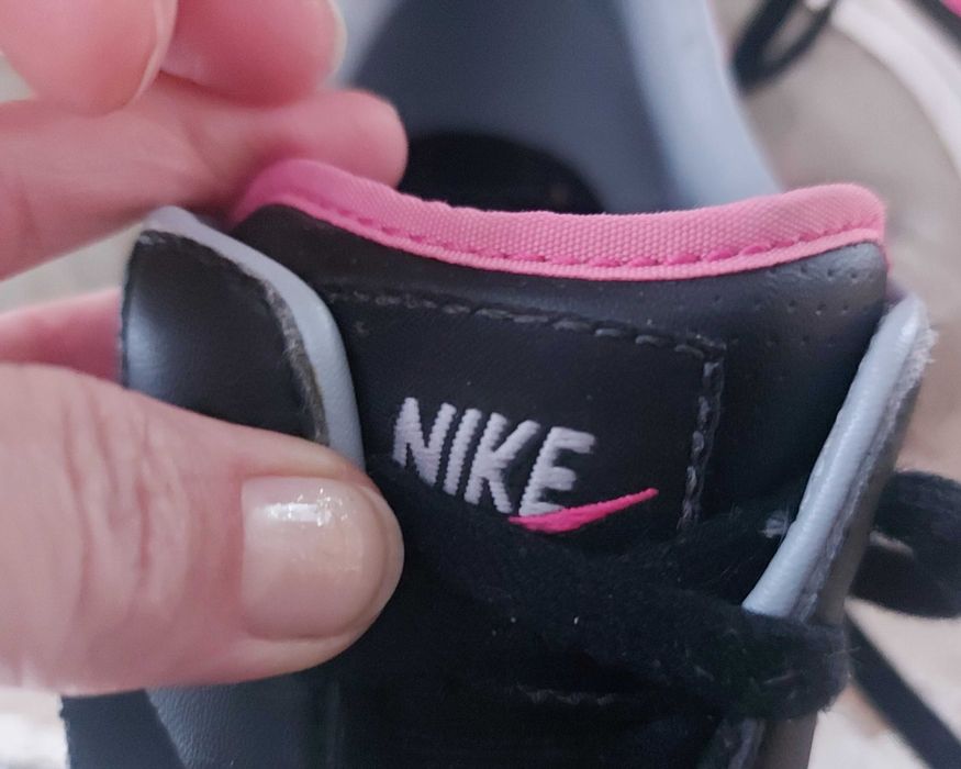 Nike sportowe czarne 37