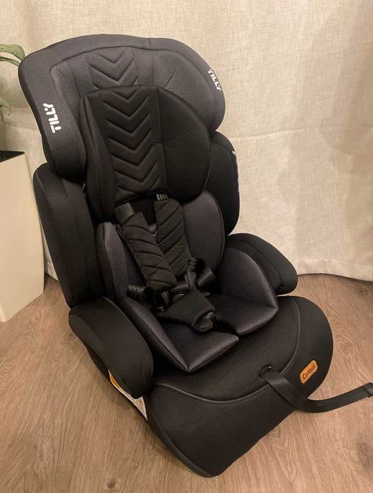 Автокрісло tilly 9-36 кг універсальне з бустером