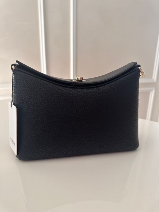 Шкіряні сумки кросбоді від furla