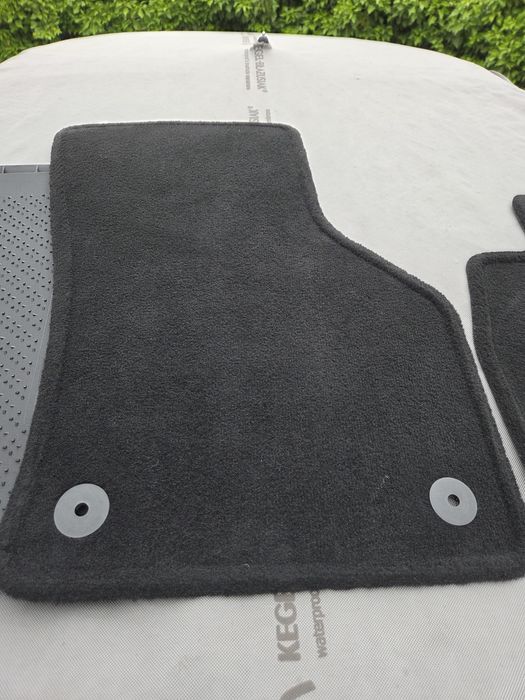 Dywaniki Seat Leon 3 welurowe oryginał