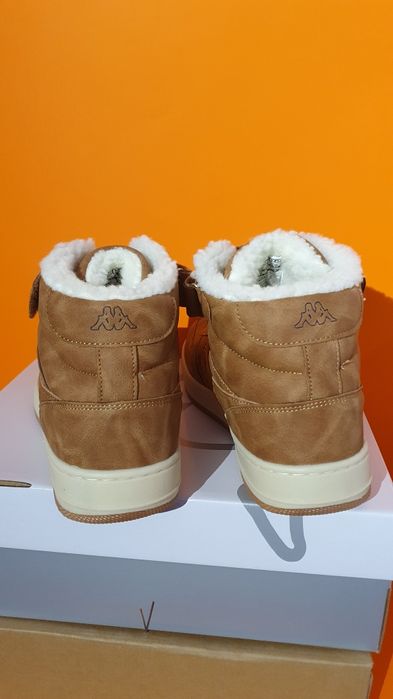 Śniegowce marki Kappa modne w rozmiarze 44  długość wkładki 28.3 cm