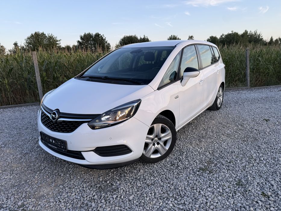 Opel zafira 1.4 turbo 2017 wersja 7 osobowa