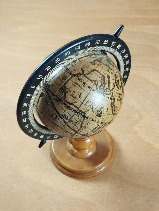 Globo Pequeno Vintage