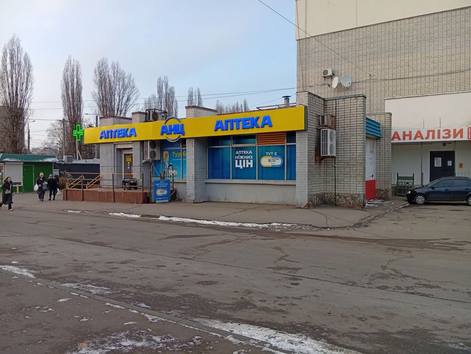 Здається  приміщення