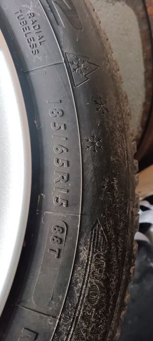 Alufelgi 5x112R15 z oponami zimowymi