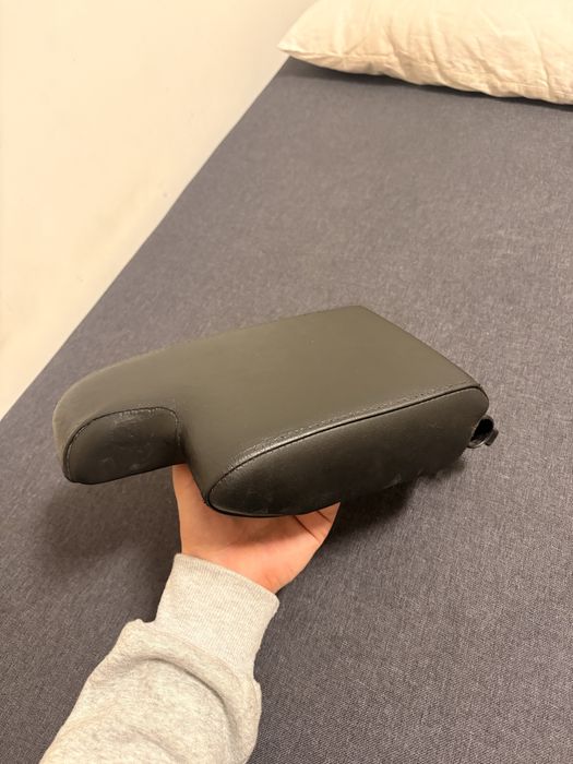 Podlokietnik bmw e36 coupe