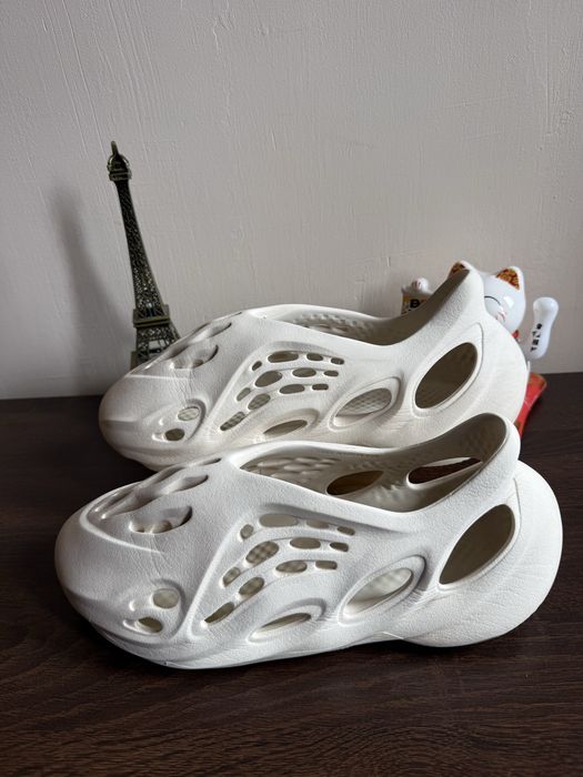 Adidas Yeezy Foam Runner Ararat