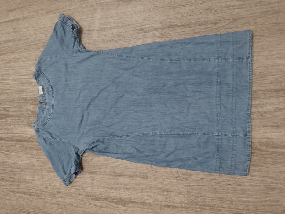 Sprzedam damską sukienkę jeansową rozmiar S firmy Esprit.