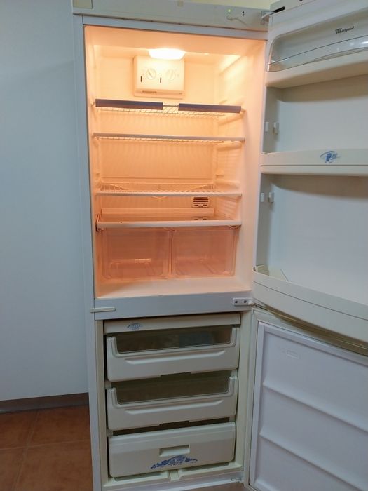 Frigorífico Combinado Whirlpool - Bom Estado