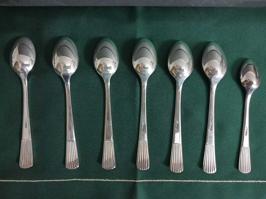 Colheres de chá em prata Topázio, modelo Caninhas, NOVAS.