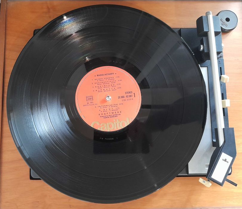 Kraftwerk - Radio-Activity (Vinil/LP)