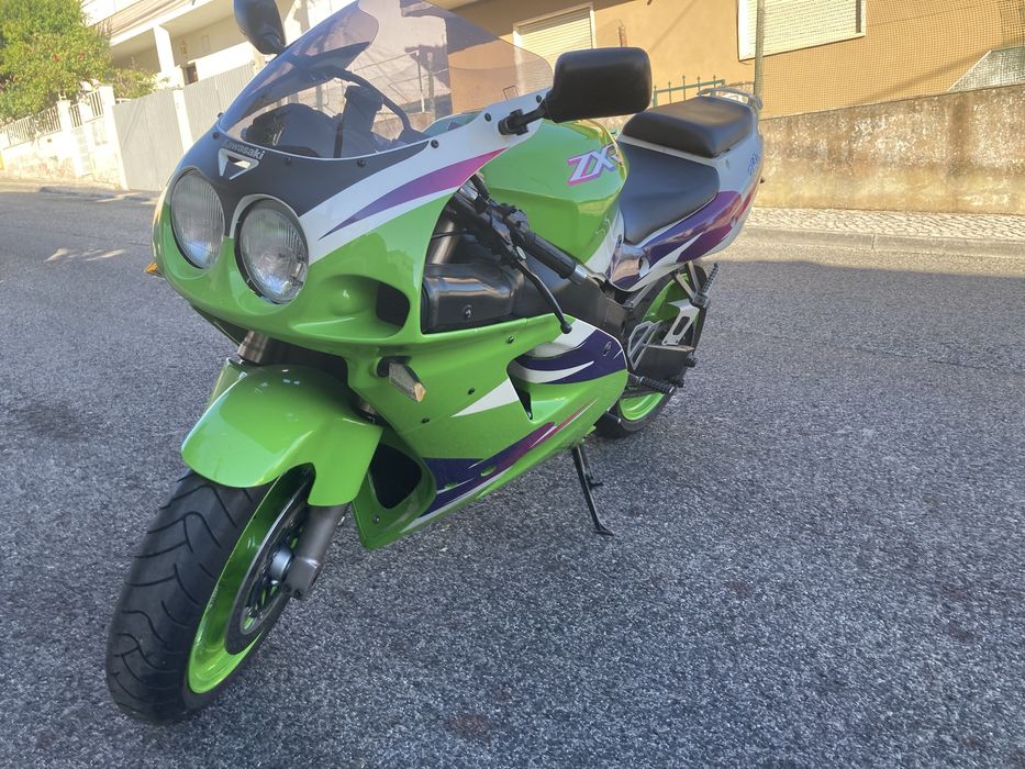 Kawasaki zxr 750