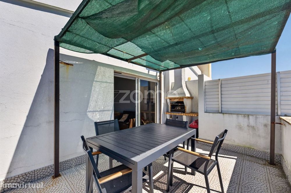 Apartamento T2+2 - Alcabideche