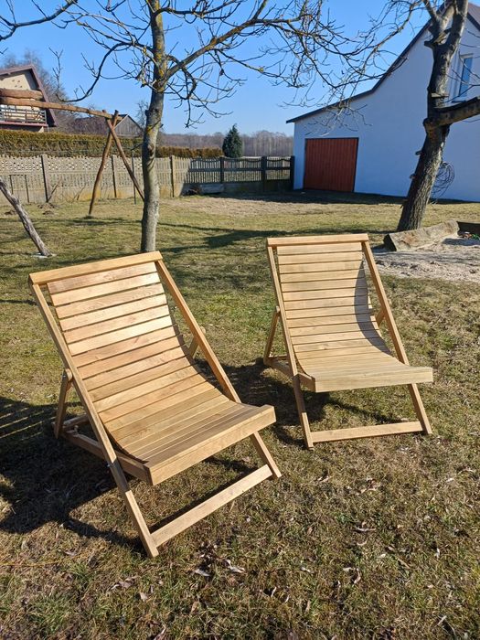Drewniane leżaki ogrodowe