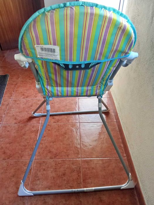 Cadeira de refeição para bebé