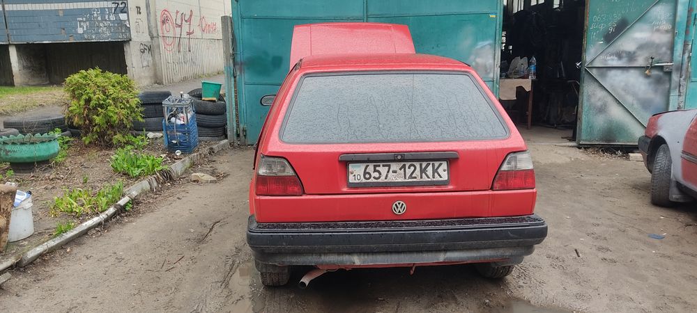 Продам хорошого економного гольфіка