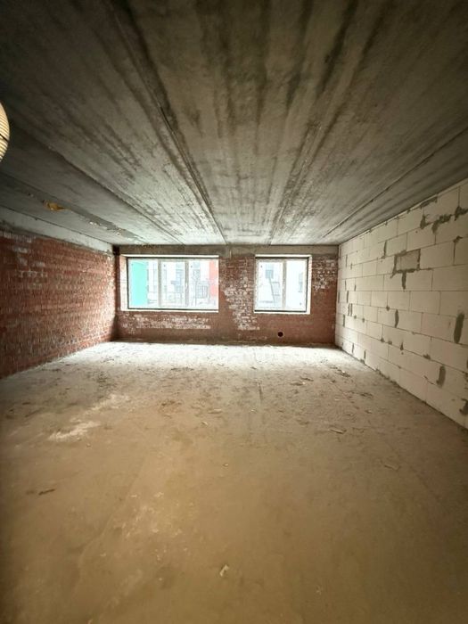 Продам квартиру ЖК Barvy, (42м2) під ваш ремонт