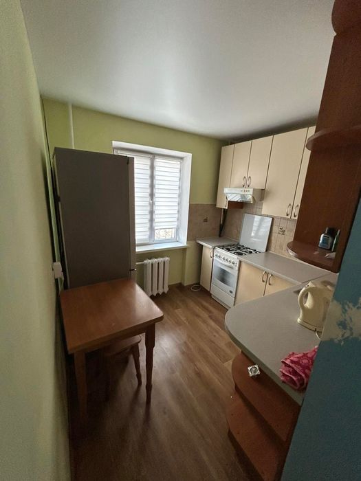 Сдам 2-ком.кв. Ольжича 17.метро Дорогожичи 10 мин.