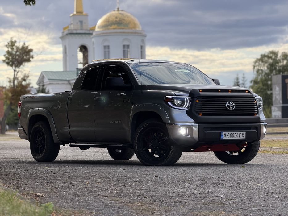 Toyota Tundra 2014