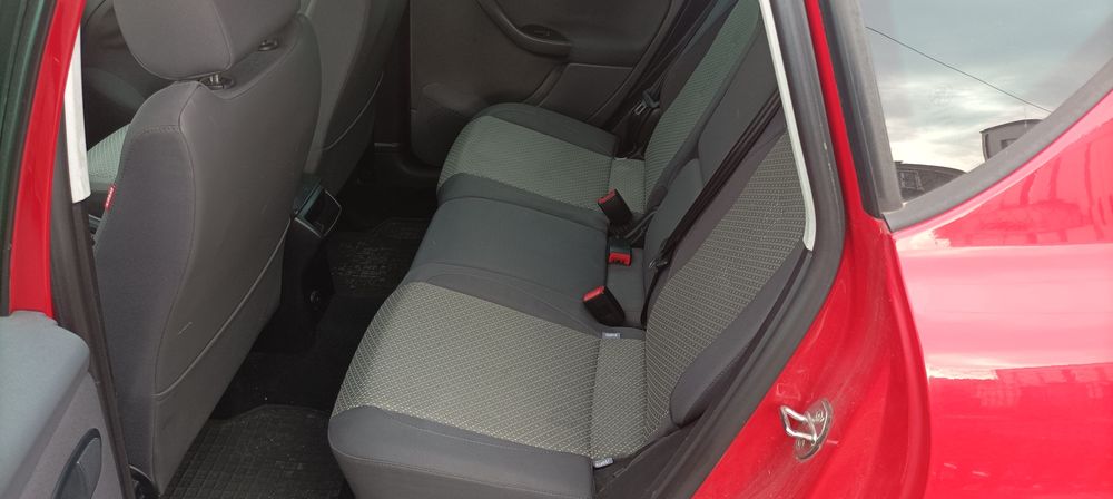 Sprzedam samochód Seat Altea 1.6 benzyna+gaz 2006r przebieg 144000tys km