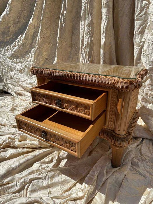 Тумба из ротанга на 2 ящика.Лот 132.(2шт)