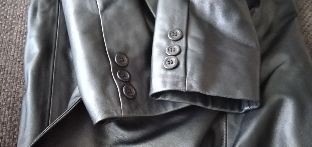 Продам шкіряний піджак