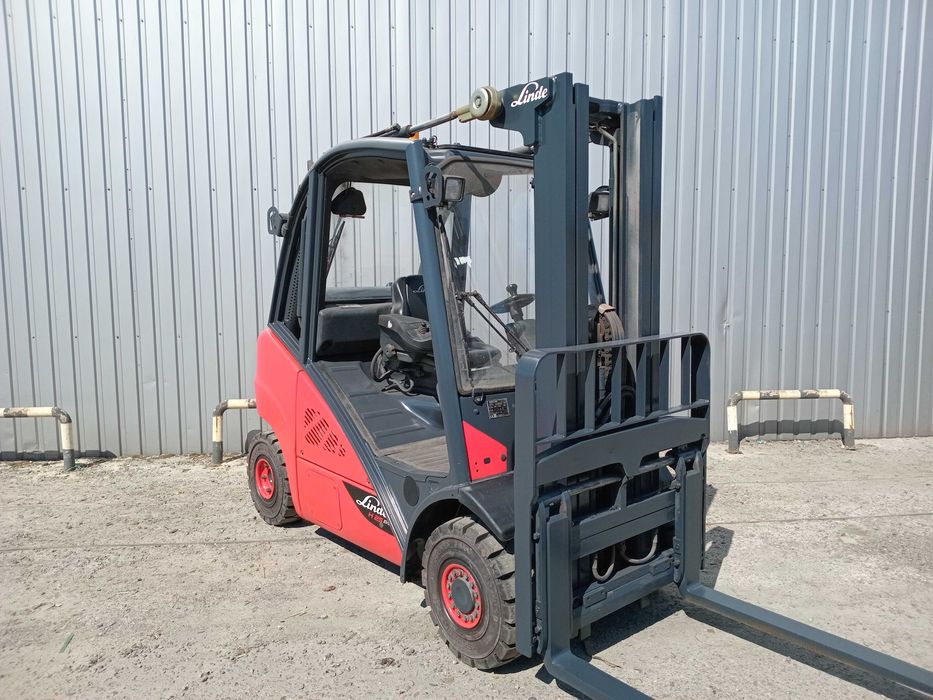 вилковий навантажувач LINDE , ГАЗ , 2,5т , 5,5м