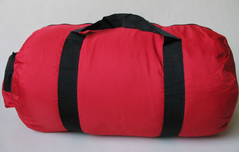 Сумка UNITED COLORS of BENETTON red 40хø20см