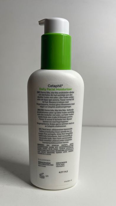 (43) Cetaphil Nawilżający krem do twarzy, cera normalna i tłusta, 118 ml