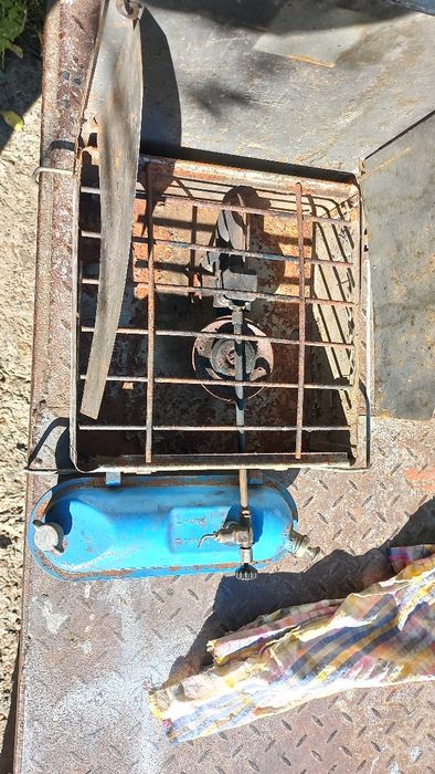 Примус плитка  бензин.ШААЗ.Плитка  газовая туристическая ПГТ-2.СССР