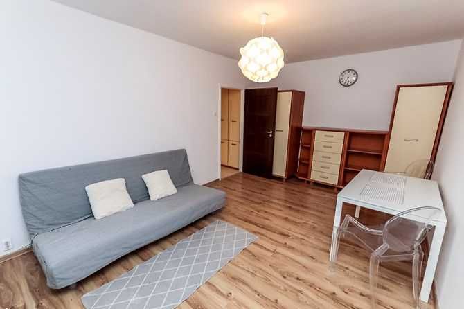 Przestronne, w pełni rozkładowe 2 pokoje z balkonem - Gutta 1, blisko SGGW. BRAK PROWIZJI