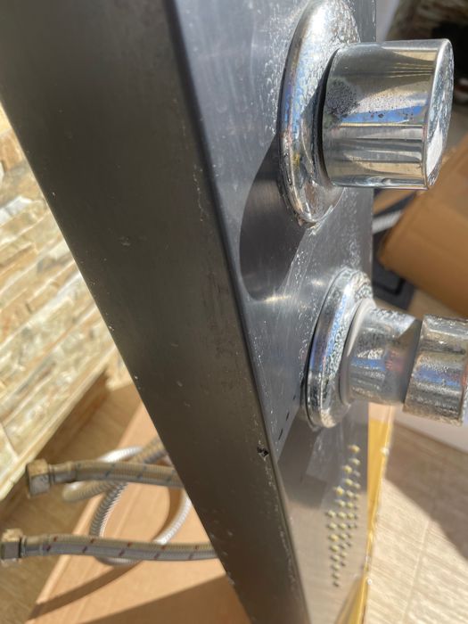 coluna de duche com chuveiro