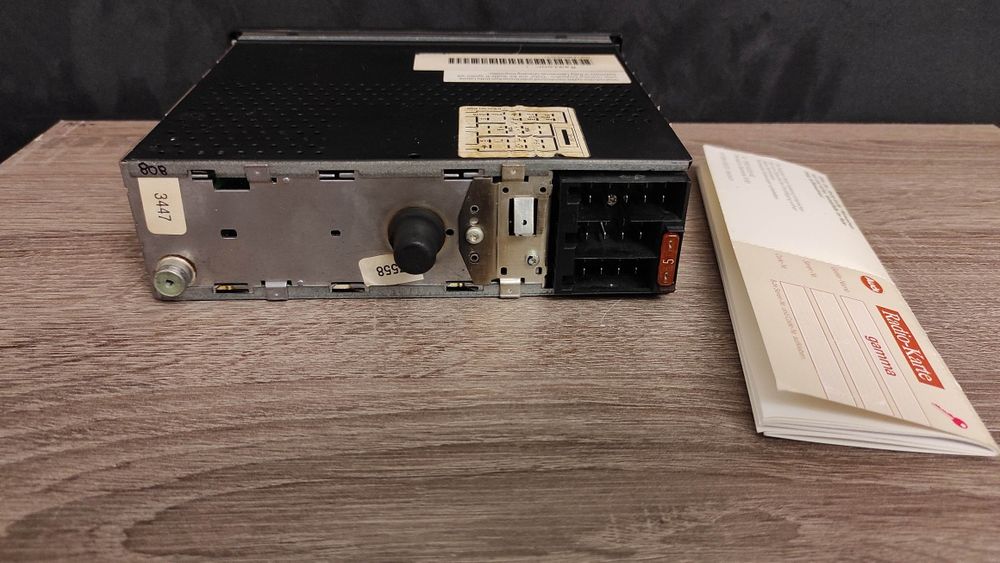 Idealne radio Audi GAMMA CC 80 100 coupe 90 A4 B3 B4 19cm oldtimer