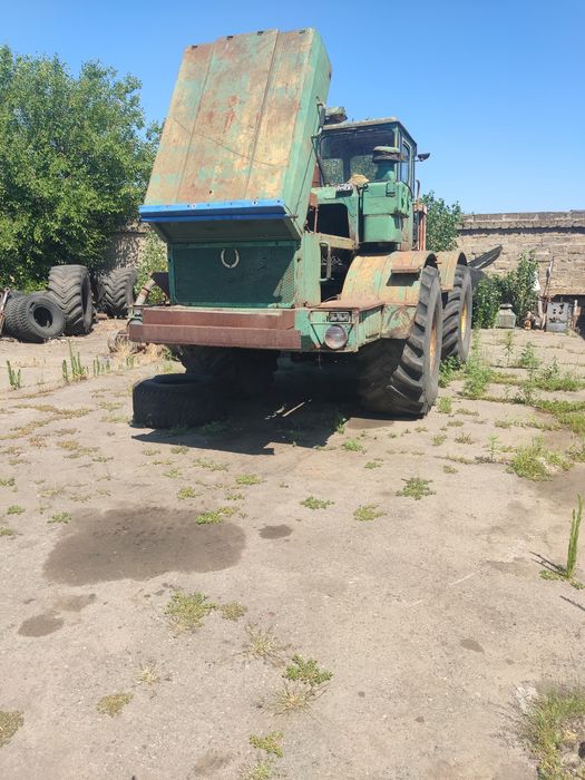 Продам трактор кіровець
