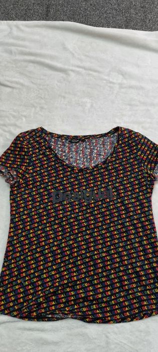 T-shirt marki Desigual