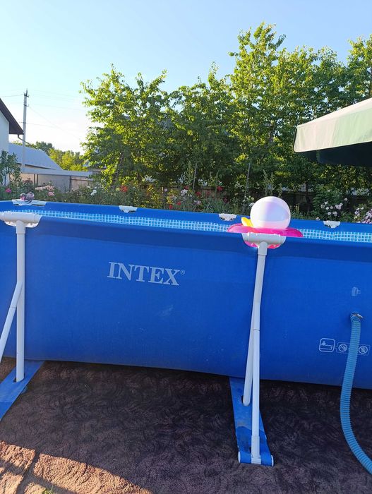 Продам басейн каркасний INTEX